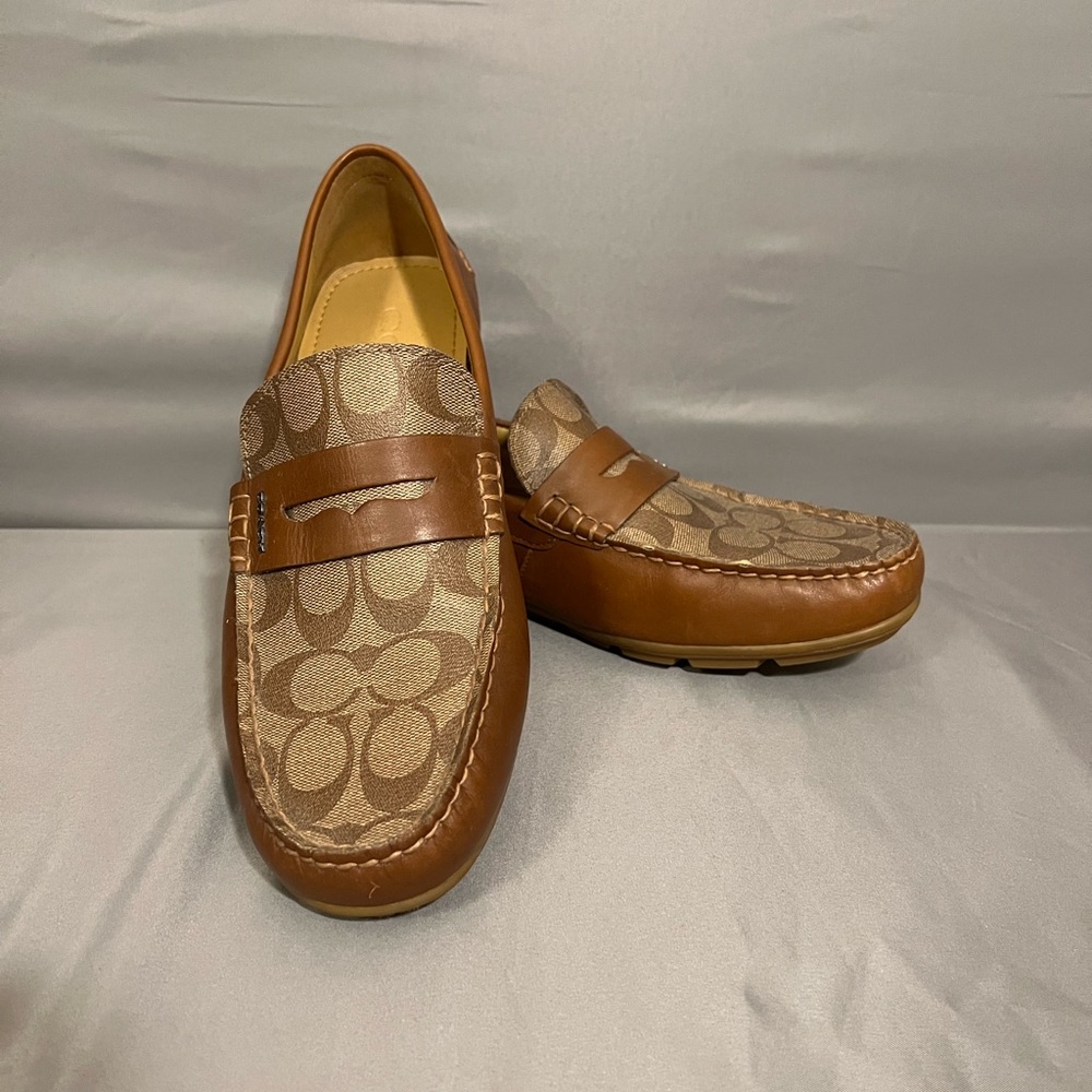 Coach Signature Canvas Mott Driver